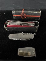 Lot of Superior multipurpose knife