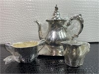 Barosque by Wallace WM Rogers & son silver set