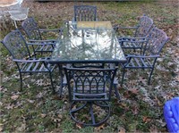 Outdoor Patio Table and Chairs