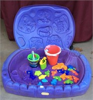 Winnie the Pooh Little Tykes Sandbox & Toys