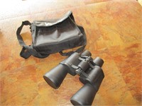 Vivitar Binoculars/Case