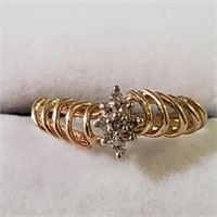 $1600 14K  Diamond(0.15ct) Ring