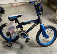 DYNACRAFT BICYCLE WITH TRAINING WHEELS