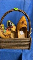 BASKET WITH 3 DUTCH WOODEN SHOES