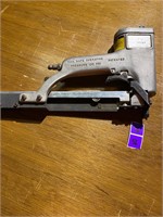air powered stapler