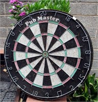 Vintage Dart Board - "pub Master" ~ 18"