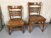 2 Wood Chairs Astra Bentood Company