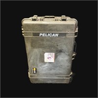 Pelican 1650 Rolling Hard Case