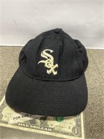 Vintage fitted Chicago white six MLB baseball cap