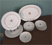18 Piece China Collection by Royal Swirl