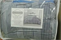 "Ridgewood" Flannel Comforter Set
