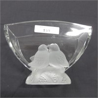 Fenton crystal satin Lovebirds fan vase
