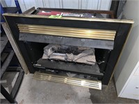GAS FIRE PLACE INSERT WITH LOGS