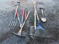 Lot of 8 Lawn/Garden Tools