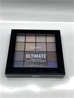 NYX ULTIMATE SHADOW PALLETE - 16POIDS