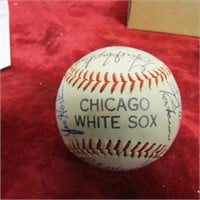 1969 Chicago White sox signed Baseball.
