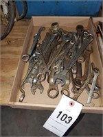 FLAT OF MISC. WRENCHES