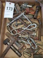 HITCH PINS- CLIPS & RELATED LOT