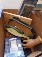 BIG MOUTH FISH AND CLAPPER BOX