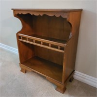 Small Vintage Maple Bookshelf