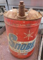 metal snobil gasoline can