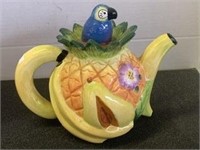 Tea / Coffee Pot - Parrot on Top