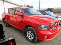 2016 Dodge Ram 4dr,4x4 pick-up