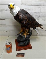 Beautiful Large Bald Eagle Figurine