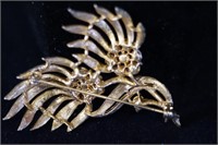 Vintage Gold Tone Brooch with Green Stones