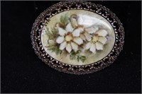 Vintage Brooch/Necklace with Flowers
