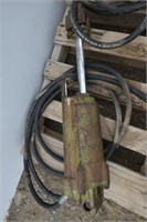 John Deere Hydraulic Cylinder & Hoses