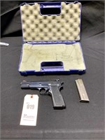 Browning Arms Co.  9mm parabellum Semi Auto Pistol