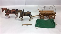 VTG Covered Wagon & Horses Toy