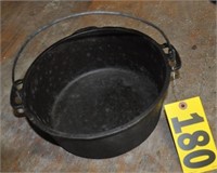 Antique hammered cast iron kettle, no lid, no mkr