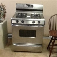 STAINLESS STEEL STOVE 45" x 30" NEEDS FIXING