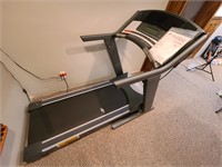 Nordic Track Elite 2900 Treadmill