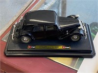 VINTAGE 1938 CITROEN 15CVTA CAR MODEL DISPLAY