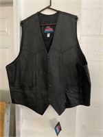 NEW WITH TAGS BIKERS LEATHER STUFF VEST SZ 58