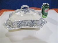 Mason England covered casserole with lid
