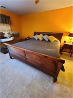 King Size Sleigh Bed