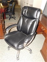 LEATHER HIGH BACK EXEC. CHAIR