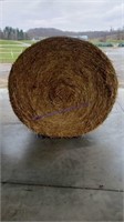 1 Round Bale Straw (4x5)