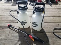 2-Roundup sprayers