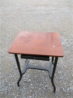 Small table wooden top with metal legs