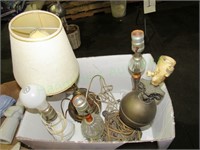 Box of lamps-VTG; white hobnail; brass; elbow