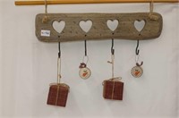 Barn Wood Hanging Decoration with Hooks including