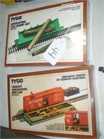 2 TYCO TRAIN ACCESSORIES