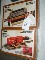 2 TYCO TRAIN ACCESSORIES