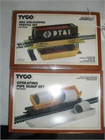 2 TYCO TRAIN ACCESSORIES