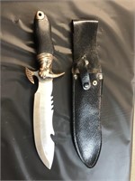 Knife with rhino on handle with sheath